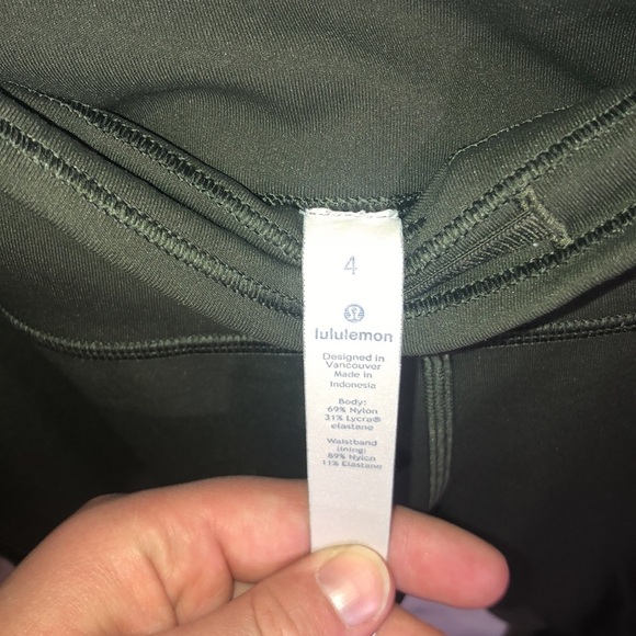 Lululemon Athletica olive green/army green Capri leggings size 4 workout pants​​ - Picture 5 of 10